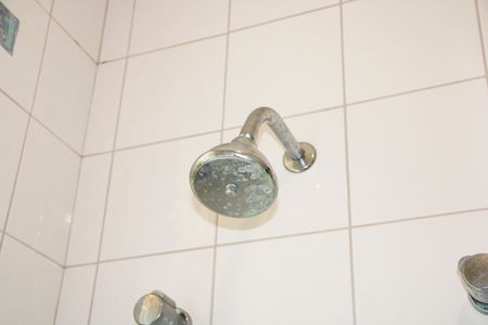 Casa de condomínio para alugar com 304m², 3 quartos e 4 vagasBanheiro da Suíte 3