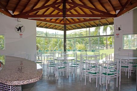 Casa de condomínio para alugar com 304m², 3 quartos e 4 vagasÁrea comum