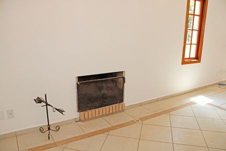 Casa de condomínio para alugar com 304m², 3 quartos e 4 vagasSala