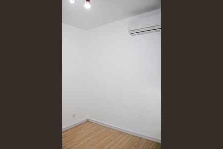 Casa de condomínio para alugar com 304m², 3 quartos e 4 vagasQuarto de Serviço