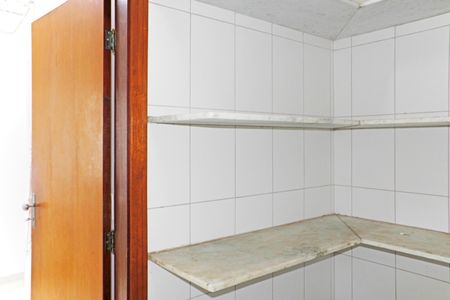 Casa de condomínio para alugar com 304m², 3 quartos e 4 vagasDespensa