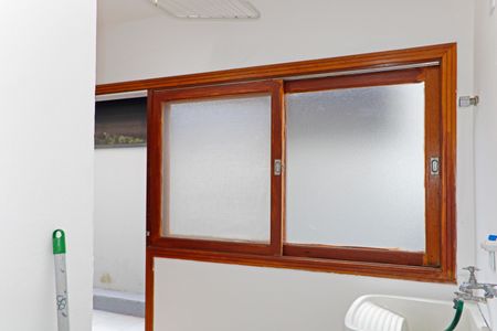 Casa de condomínio para alugar com 304m², 3 quartos e 4 vagasÁrea de Serviço