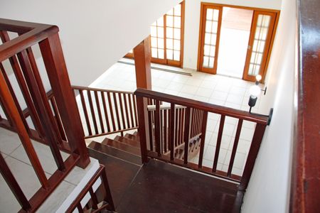 Casa de condomínio para alugar com 304m², 3 quartos e 4 vagasHall Quartos