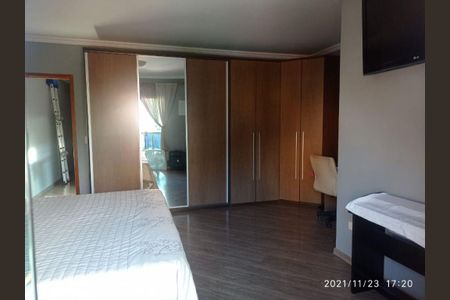 Casa à venda com 3 quartos, 300m² em Jardim Ipanema, Santo André