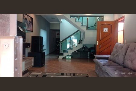 Casa à venda com 3 quartos, 300m² em Jardim Ipanema, Santo André