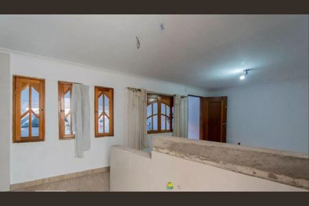 Casa à venda com 5 quartos, 210m² em Jardim Las Vegas, Santo André