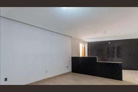 Casa à venda com 5 quartos, 210m² em Jardim Las Vegas, Santo André