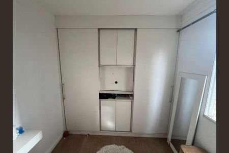 Apartamento à venda com 2 quartos, 42m² em Canhema, Diadema