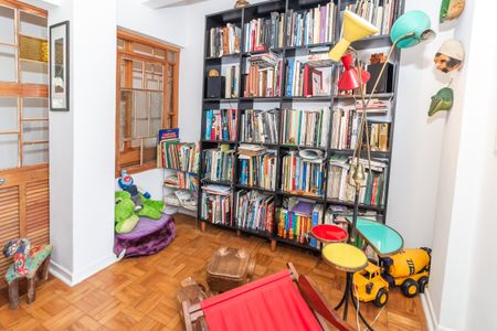 Apartamento à venda com 105m², 4 quartos e 1 vaga Apartamento à venda com 105m², 4 quartos e 1 vagaQuarto 4