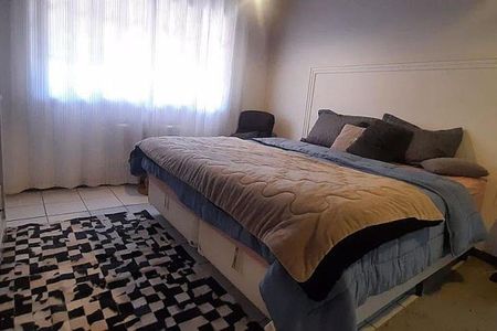 Casa à venda com 4 quartos, 200m² em Vargem Grande, Rio de Janeiro