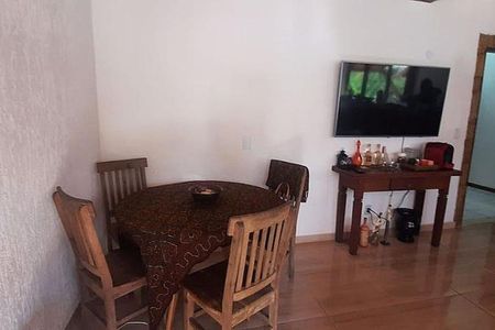 Casa à venda com 4 quartos, 200m² em Vargem Grande, Rio de Janeiro