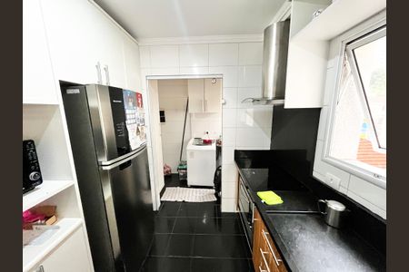 Apartamento à venda com 66m², 2 quartos e 2 vagas Apartamento à venda com 66m², 2 quartos e 2 vagasCozinha