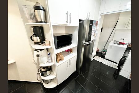 Apartamento à venda com 66m², 2 quartos e 2 vagas Apartamento à venda com 66m², 2 quartos e 2 vagasCozinha