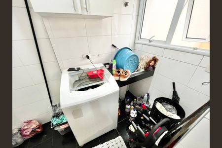 Apartamento à venda com 66m², 2 quartos e 2 vagas Apartamento à venda com 66m², 2 quartos e 2 vagasÁrea de Serviço