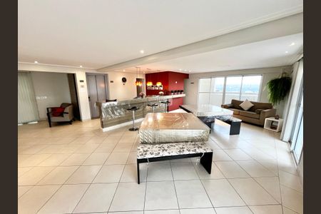 Apartamento à venda com 66m², 2 quartos e 2 vagas Apartamento à venda com 66m², 2 quartos e 2 vagasÁrea comum - Salão de festas