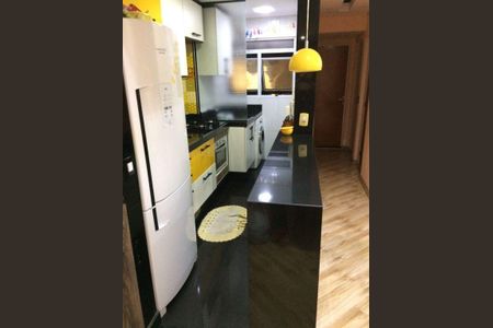 Apartamento à venda com 2 quartos, 42m² em Canhema, Diadema