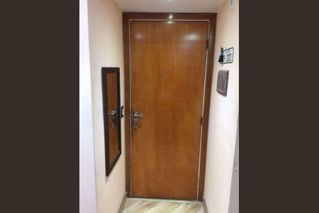 Apartamento à venda com 2 quartos, 42m² em Canhema, Diadema