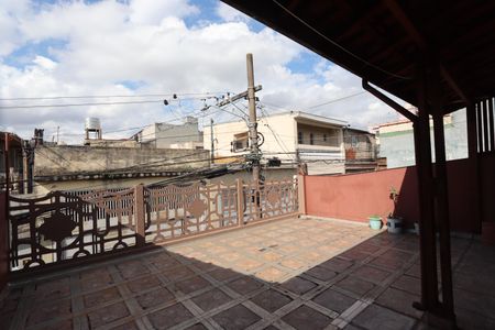 Casa à venda com 240m², 3 quartos e 2 vagasVaranda