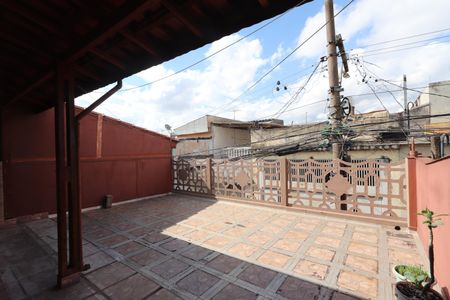 Casa à venda com 240m², 3 quartos e 2 vagasVaranda