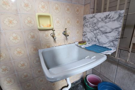 Casa à venda com 240m², 3 quartos e 2 vagasLavanderia