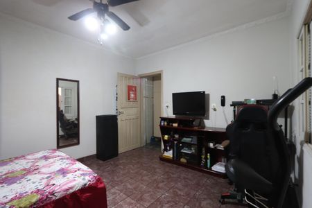 Casa à venda com 240m², 3 quartos e 2 vagasQuarto 3