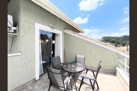 Casa de condomínio à venda com 145m², 3 quartos e 3 vagasVaranda da Suíte Master