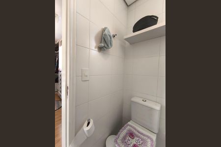 Casa de condomínio à venda com 145m², 3 quartos e 3 vagasBanheiro da Suíte Master