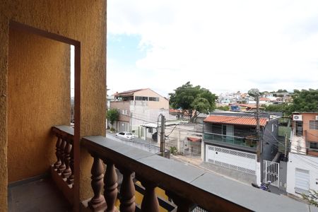 Casa para alugar com 500m², 3 quartos e 6 vagasSacada da Sala