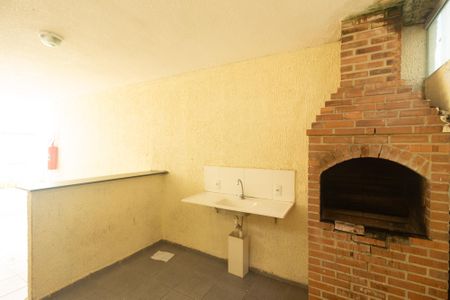 Apartamento para alugar com 41m², 2 quartos e 1 vaga Apartamento para alugar com 41m², 2 quartos e 1 vagaÁrea comum - Churrasqueira