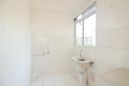 Apartamento para alugar com 41m², 2 quartos e 1 vaga Apartamento para alugar com 41m², 2 quartos e 1 vagaCozinha e Área de Serviço