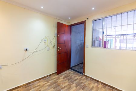 Sala  de casa para alugar com 1 quarto, 40m² em Novo Osasco, Osasco