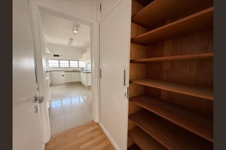 Apartamento à venda com 145m², 3 quartos e 3 vagasFoto 08