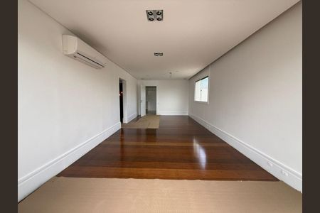 Apartamento à venda com 145m², 3 quartos e 3 vagasFoto 03