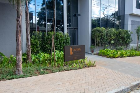 Apartamento para alugar com 76m², 2 quartos e 1 vagaFachada e portaria