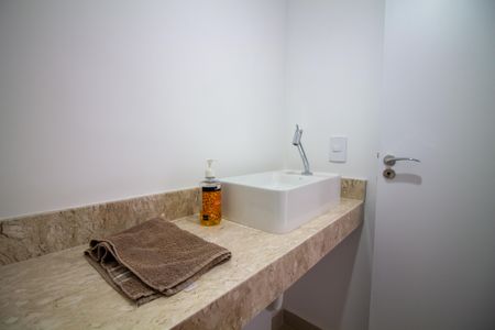 Apartamento para alugar com 76m², 2 quartos e 1 vagaLavabo