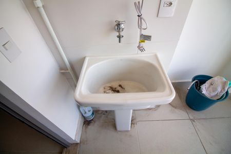 Apartamento para alugar com 76m², 2 quartos e 1 vagaÁrea de Serviço