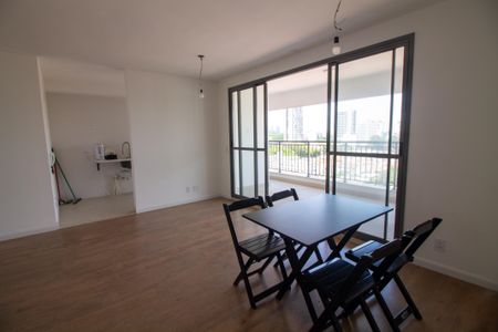 Apartamento para alugar com 76m², 2 quartos e 1 vagaSala