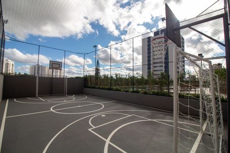 Apartamento para alugar com 76m², 2 quartos e 1 vagaÁrea comum - Quadra