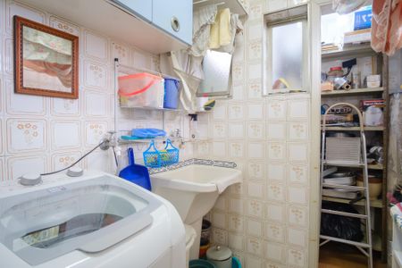 Apartamento à venda com 59m², 2 quartos e 1 vaga Apartamento à venda com 59m², 2 quartos e 1 vagaÁrea de Serviço