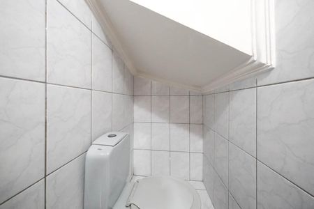 Casa de condomínio à venda com 70m², 2 quartos e 1 vagaLavabo