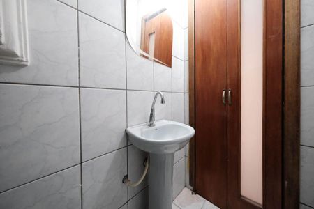 Casa de condomínio à venda com 70m², 2 quartos e 1 vagaLavabo