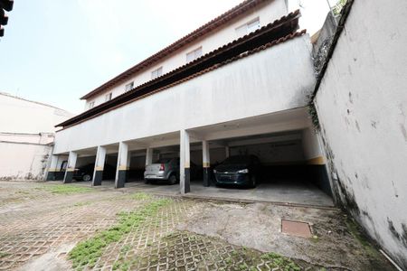 Casa de condomínio à venda com 70m², 2 quartos e 1 vagaGaragem