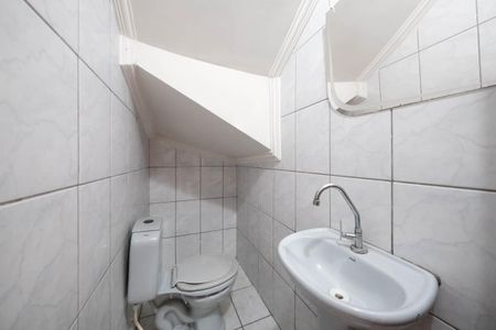 Casa de condomínio à venda com 70m², 2 quartos e 1 vagaLavabo