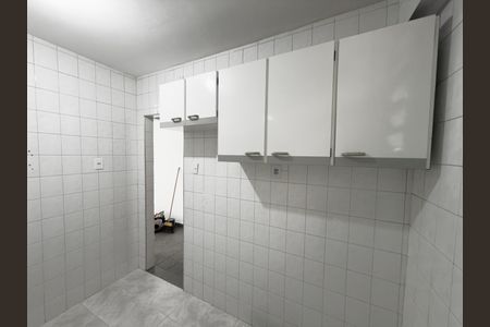 Apartamento à venda com 60m², 2 quartos e 1 vagaCozinha 