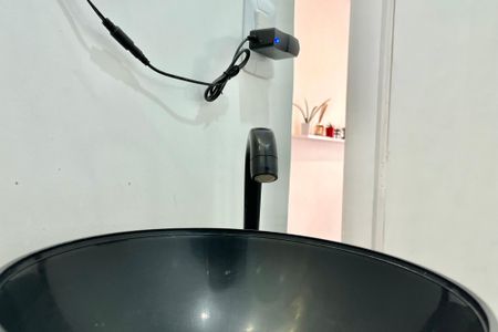 Apartamento à venda com 68m², 2 quartos e 1 vaga Apartamento à venda com 68m², 2 quartos e 1 vagaBanheiro