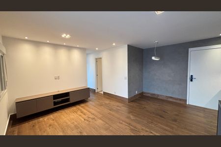 Apartamento para alugar com 69m², 2 quartos e 1 vaga Apartamento para alugar com 69m², 2 quartos e 1 vagaSala