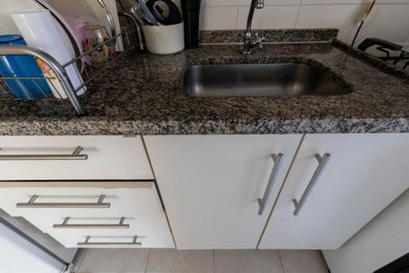 Apartamento à venda com 48m², 2 quartos e 1 vaga Apartamento à venda com 48m², 2 quartos e 1 vagaCozinha