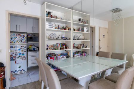 Apartamento à venda com 48m², 2 quartos e 1 vaga Apartamento à venda com 48m², 2 quartos e 1 vagaSala