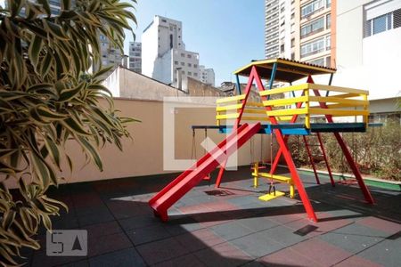 Apartamento à venda com 48m², 2 quartos e 1 vaga Apartamento à venda com 48m², 2 quartos e 1 vagaÁrea comum - Playground