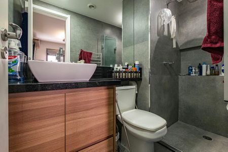 Apartamento à venda com 60m², 2 quartos e 1 vagaSuíte - Banheiro